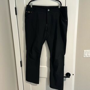 Kuhl silencer pants in excellent condition size 40 x 34